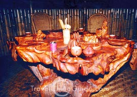 Wooden tea adds a touch of elegant atmosphere.
